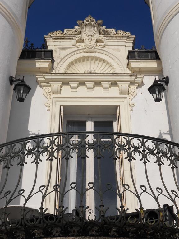 Château De La Motte Couette-café