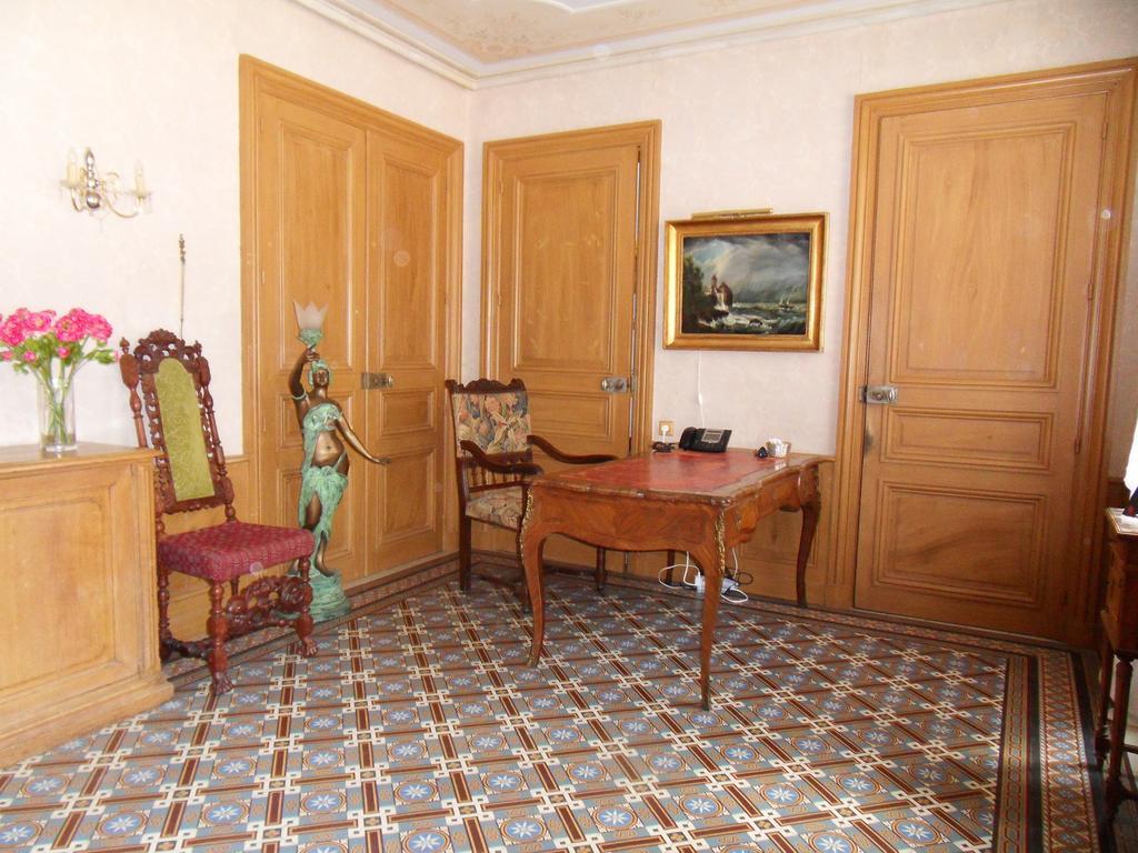 Château De La Motte Noailly