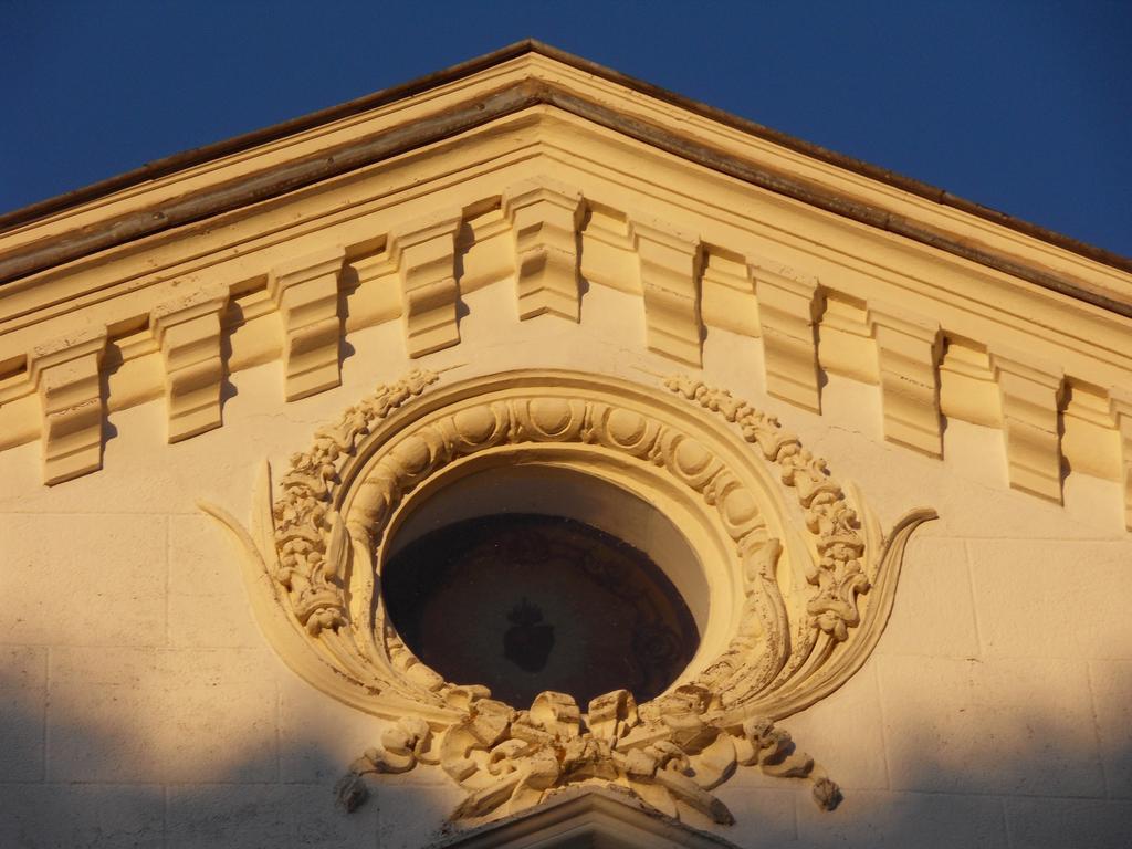 Chateau De La Motte
