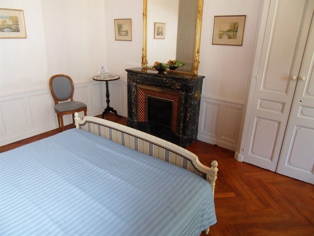 Château De La Motte Noailly